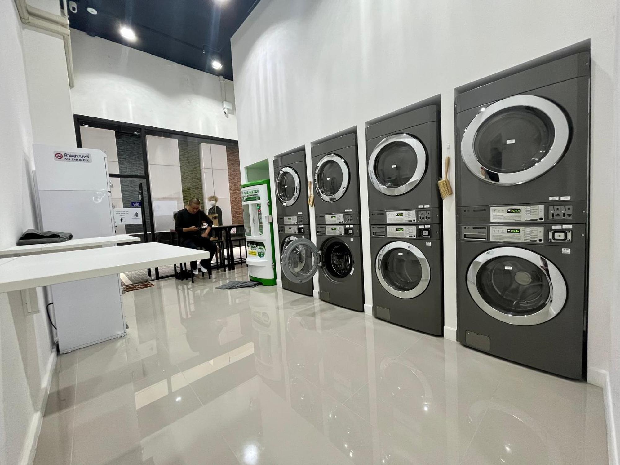 Cozy Studio Walk To Bts Free Wi-Fi Great Location Bangkok Luaran gambar