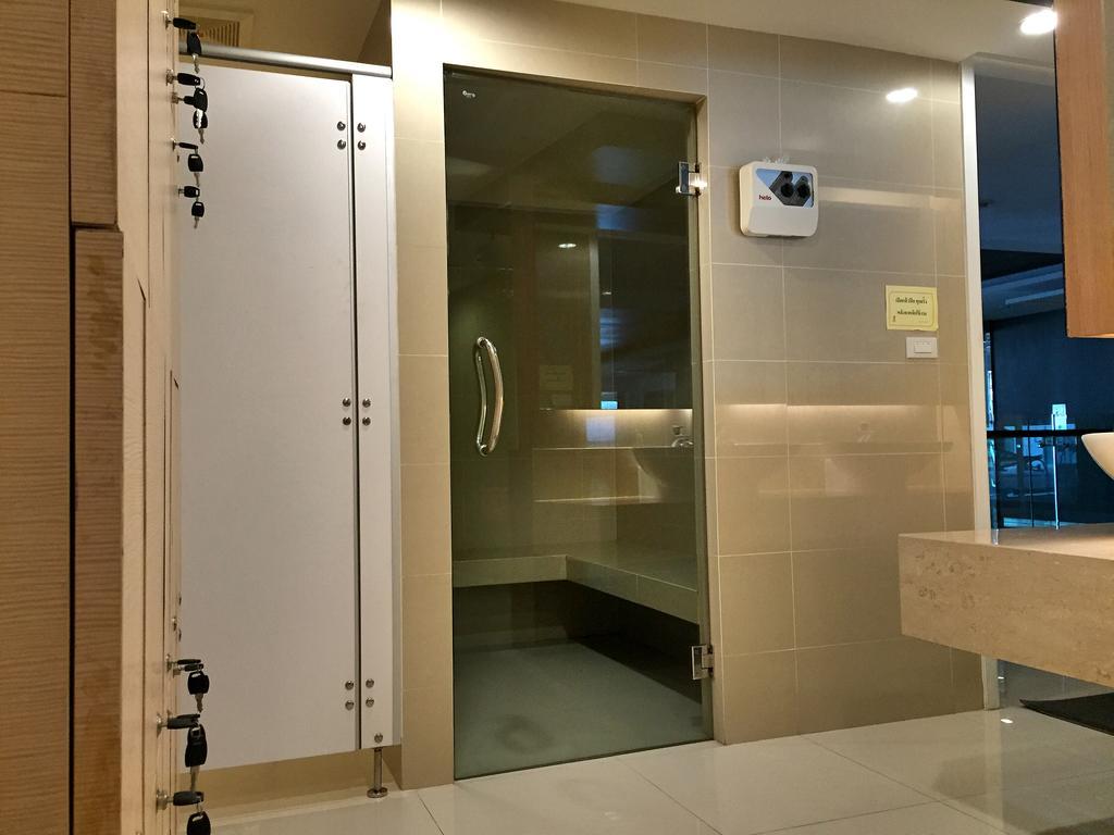 Cozy Studio Walk To Bts Free Wi-Fi Great Location Bangkok Luaran gambar